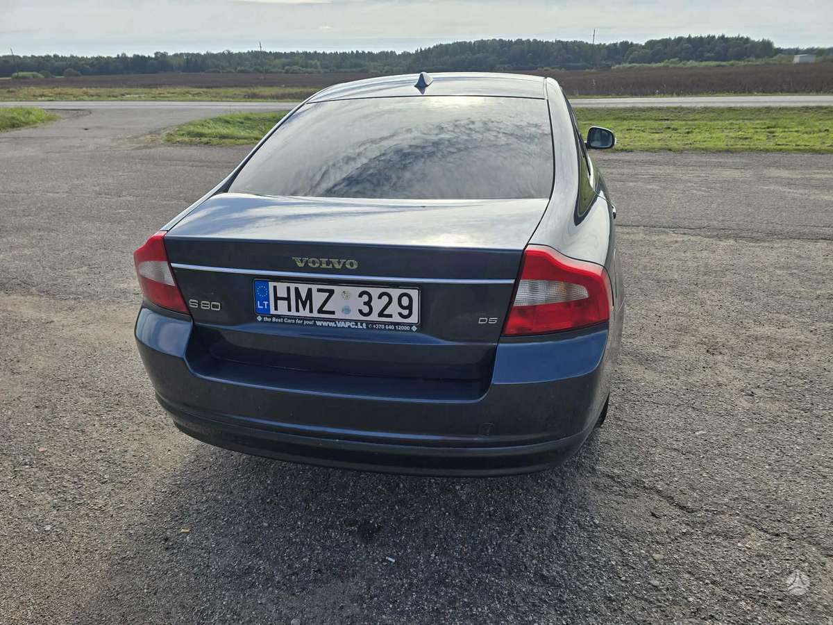 Volvo S80, 2.4 l., Седан