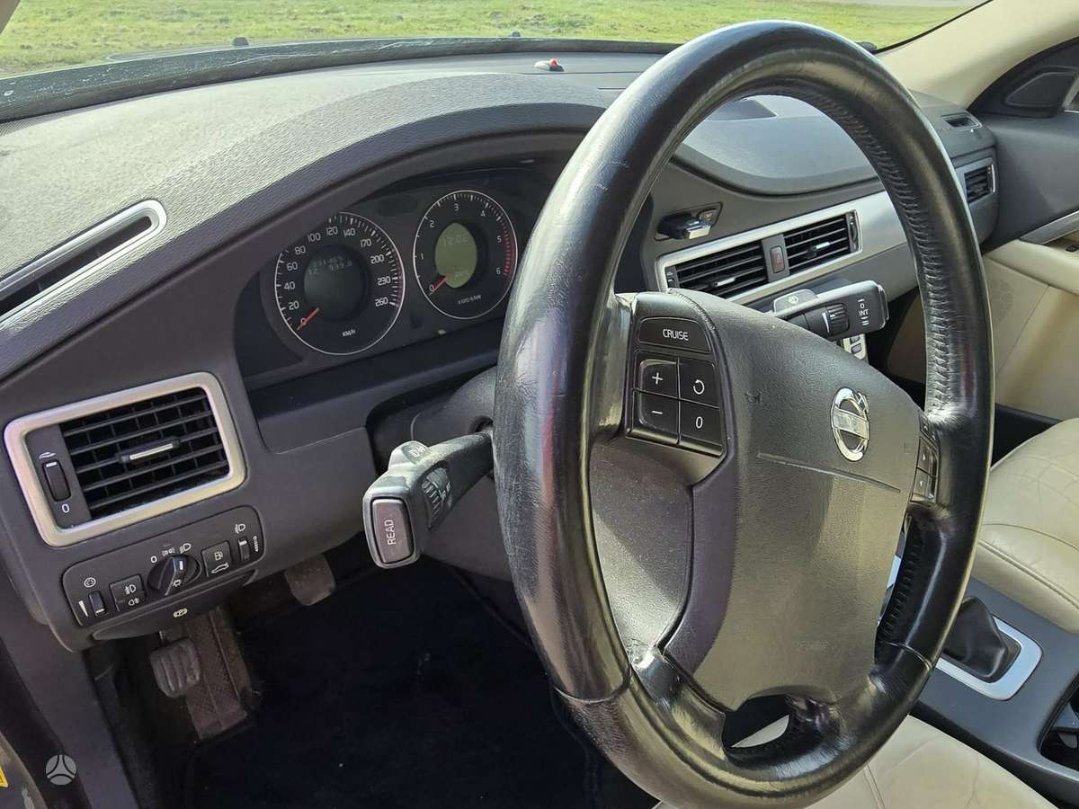 Volvo S80 - 12