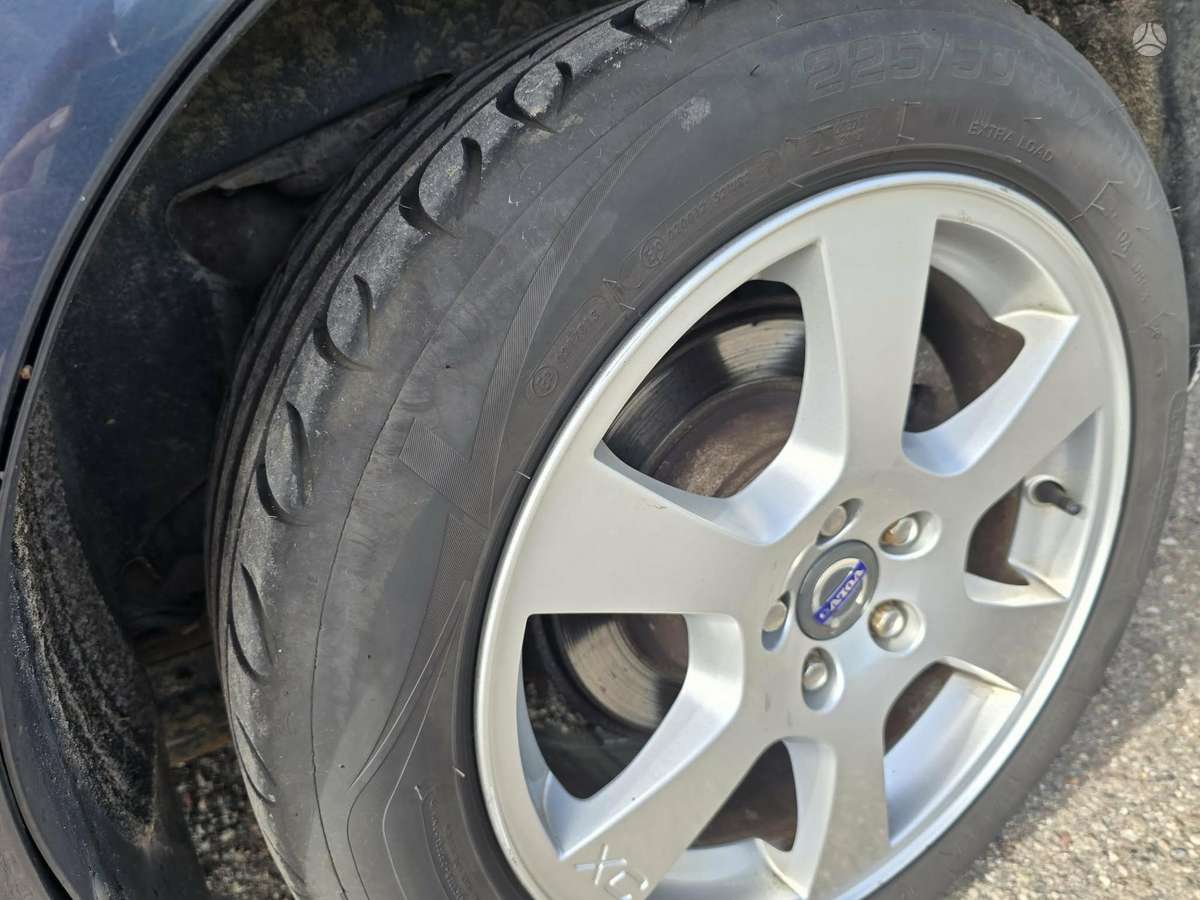Volvo S80, 2.4 l., Седан