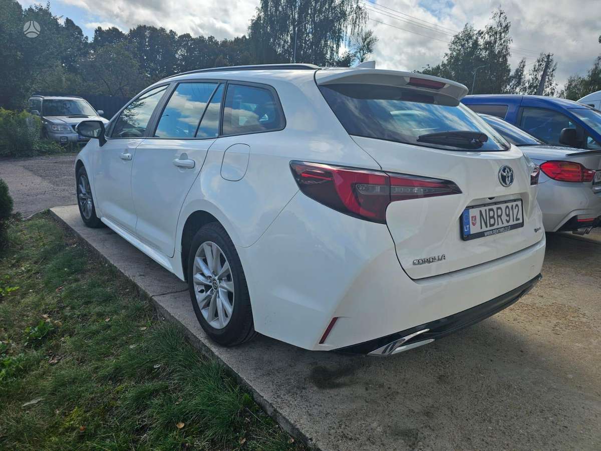 Toyota Corolla - 8