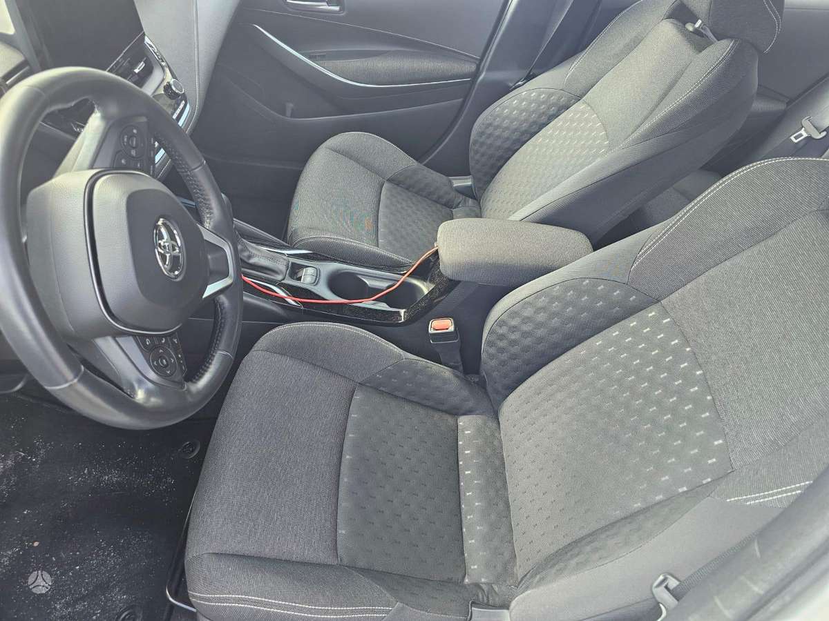 Toyota Corolla - 11
