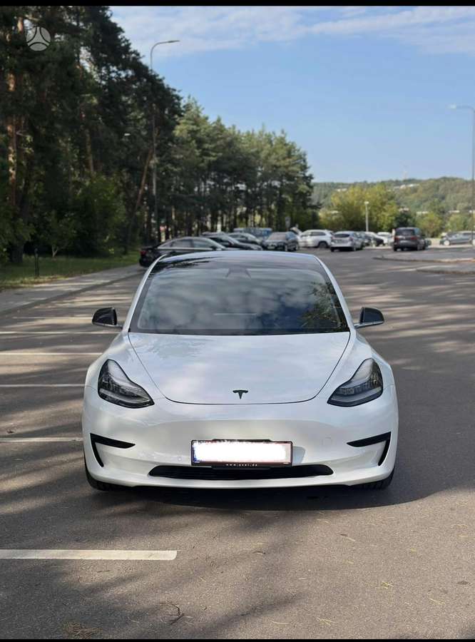 Tesla Model 3, 60 kWh, saloon / sedan