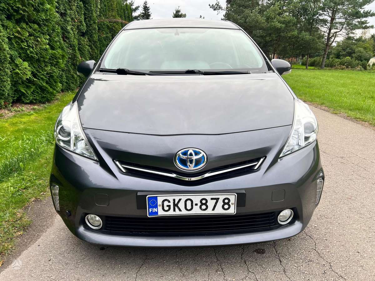 Toyota Prius+ - 4