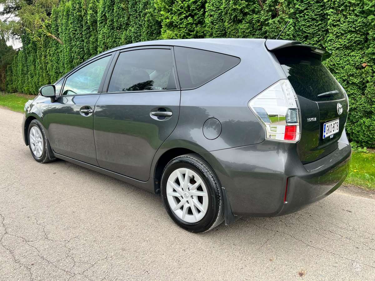 Toyota Prius+ - 6