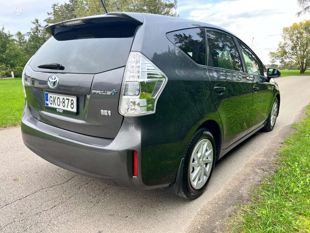 Toyota Prius+ - 7