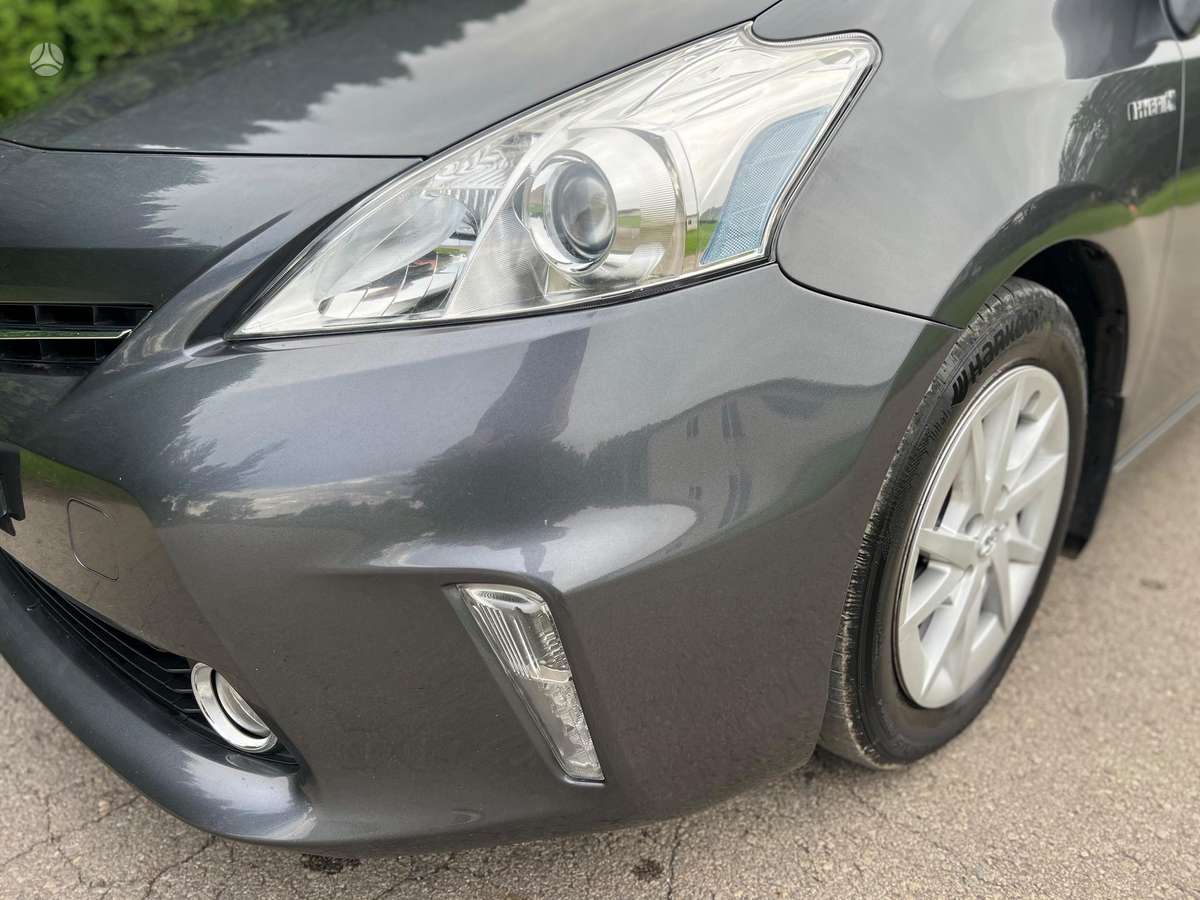 Toyota Prius+ - 12