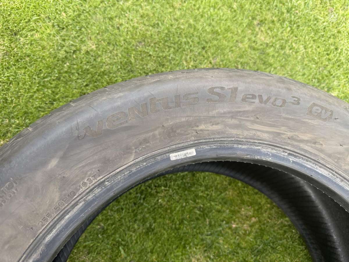 Bridgestone Hankook 255 50 r19, summer 235/55 R19