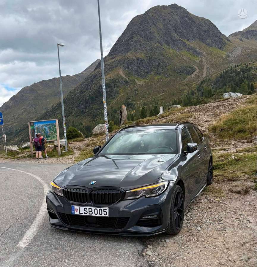 BMW 330 - 1