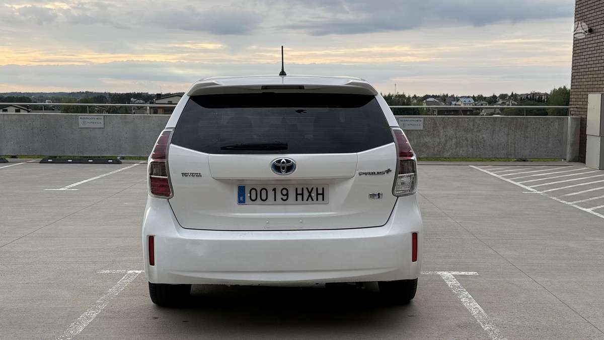 Toyota Prius+ - 3