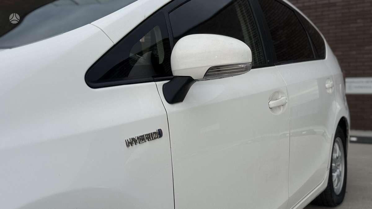 Toyota Prius+ - 5