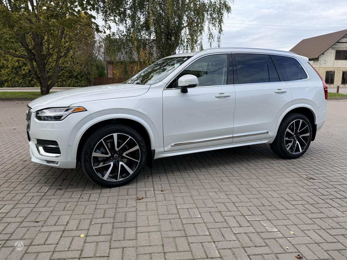 Volvo XC90 - 4