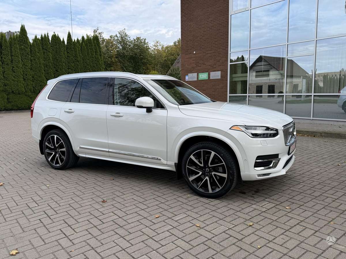 Volvo XC90 - 11