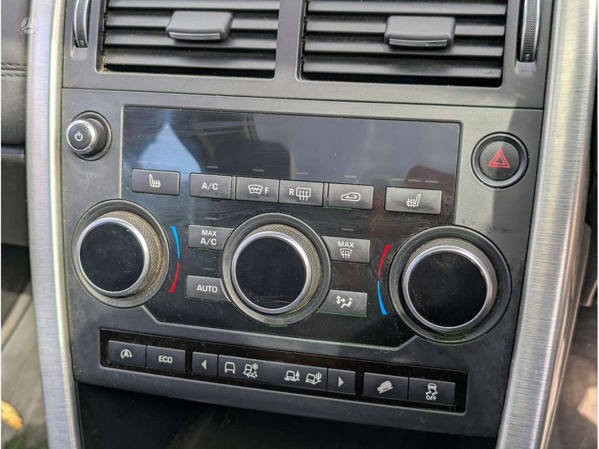Land Rover Discovery Sport engine