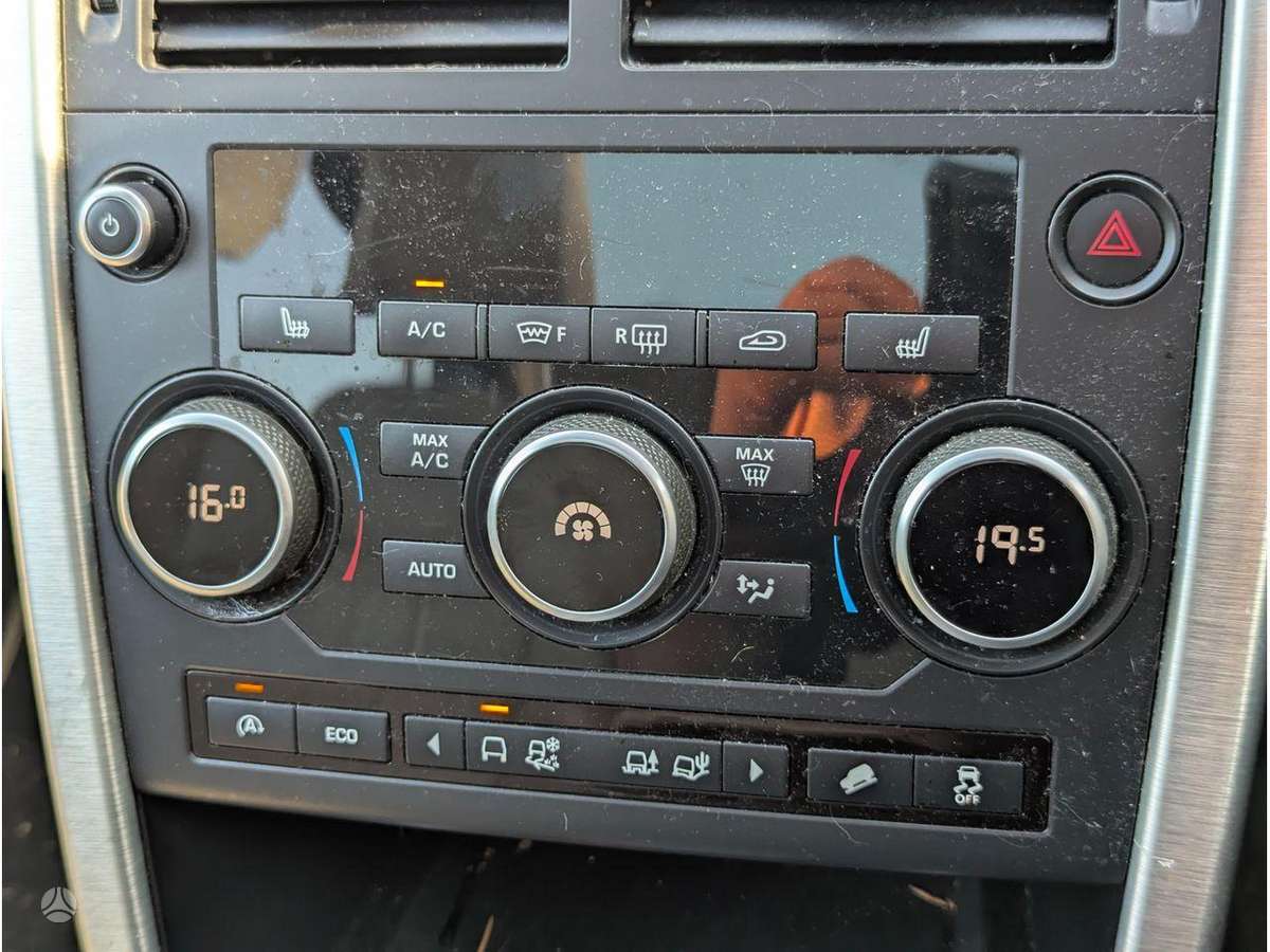 Land Rover Discovery Sport engine