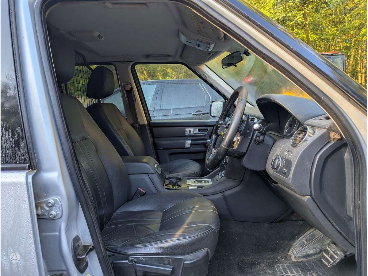 Land Rover Discovery engine