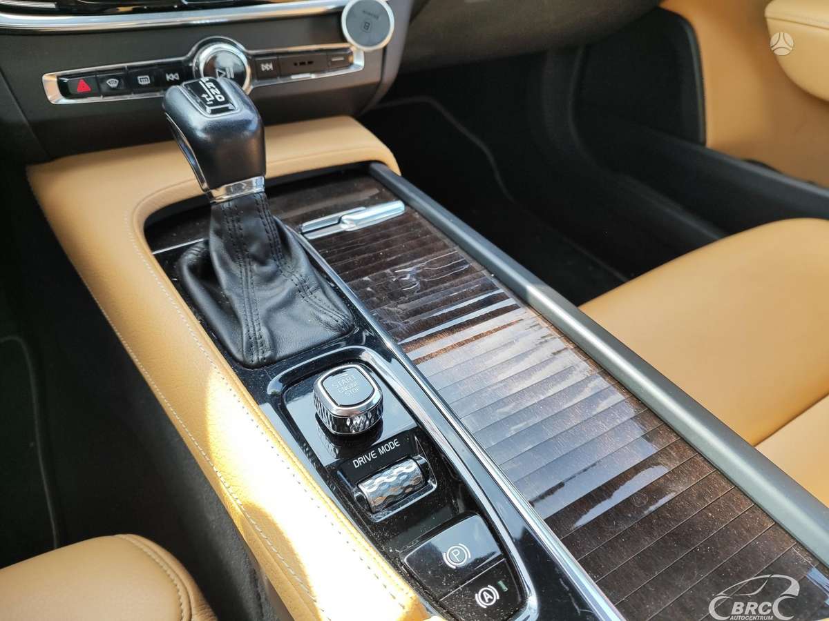 Volvo S90, 2.0 l., Седан