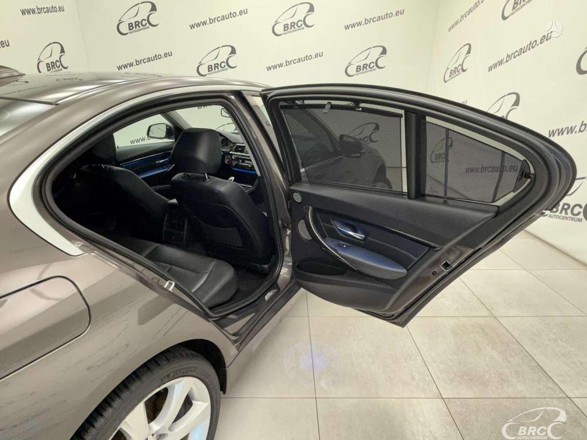 BMW 320, 2.0 l., Седан