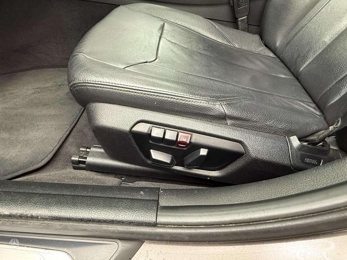 BMW 320, 2.0 l., Седан