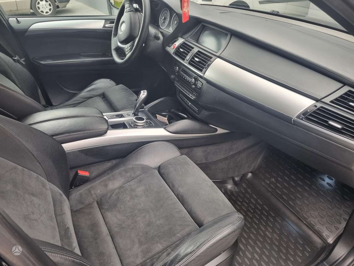 BMW X6 - 10