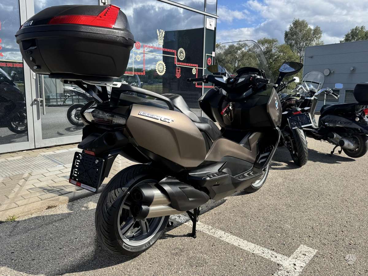 BMW C 650 GT 650cc, scooters / mopeds