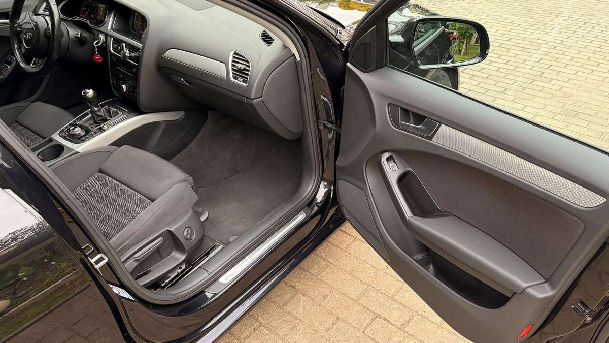Audi A4, 2.0 l., Универсал