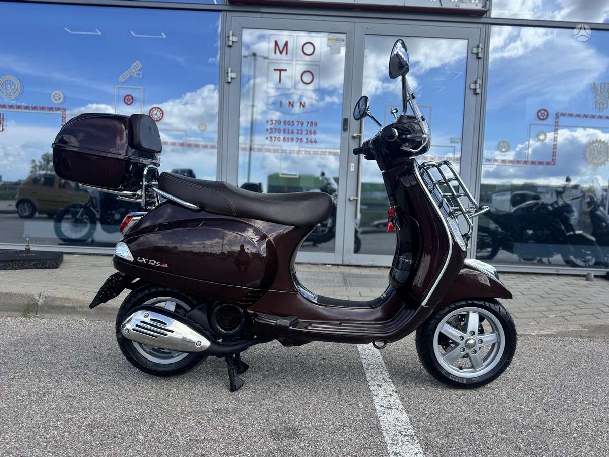 Piaggio Vespa 125cc, мотороллеры / мопеды