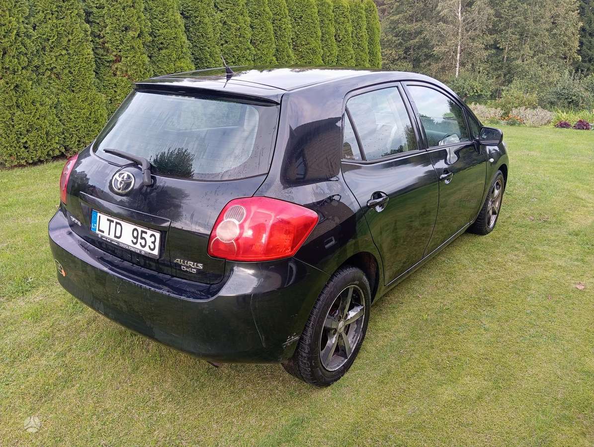 Toyota Auris, 2.0 l., Хэтчбек