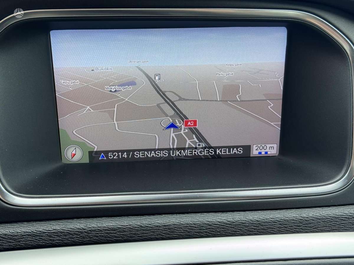 Volvo V40, 2.0 l., Хэтчбек