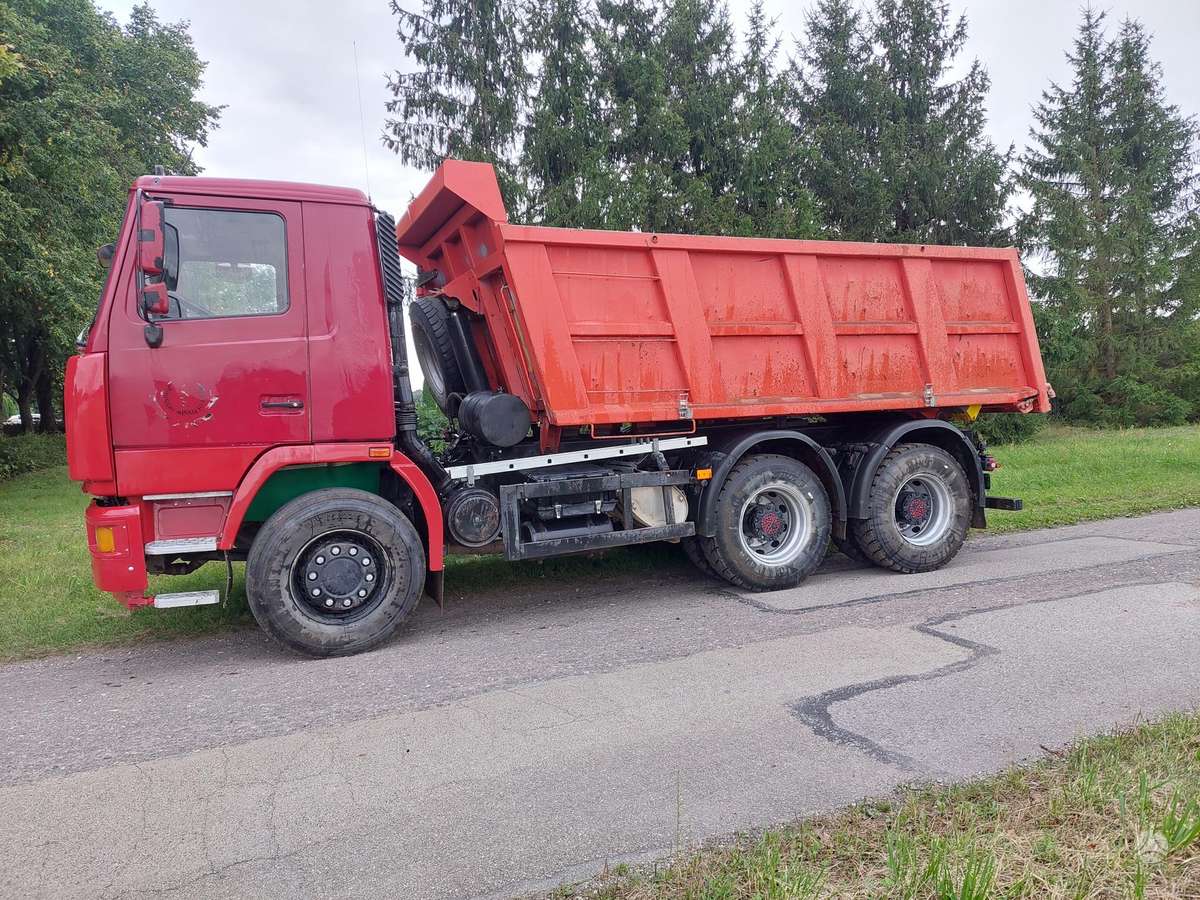 MAZ 650136, dumpers / tippers