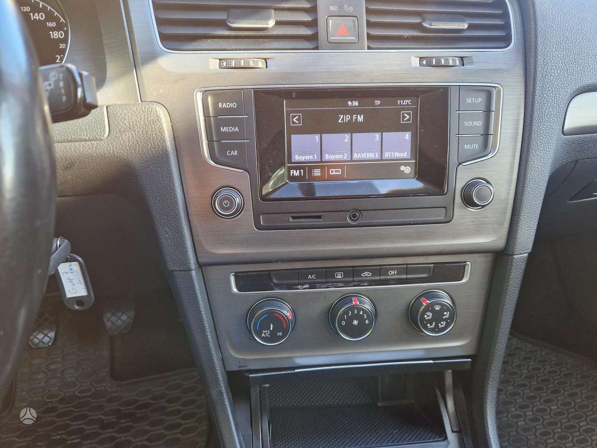 Volkswagen Golf, 1.4 l., Универсал