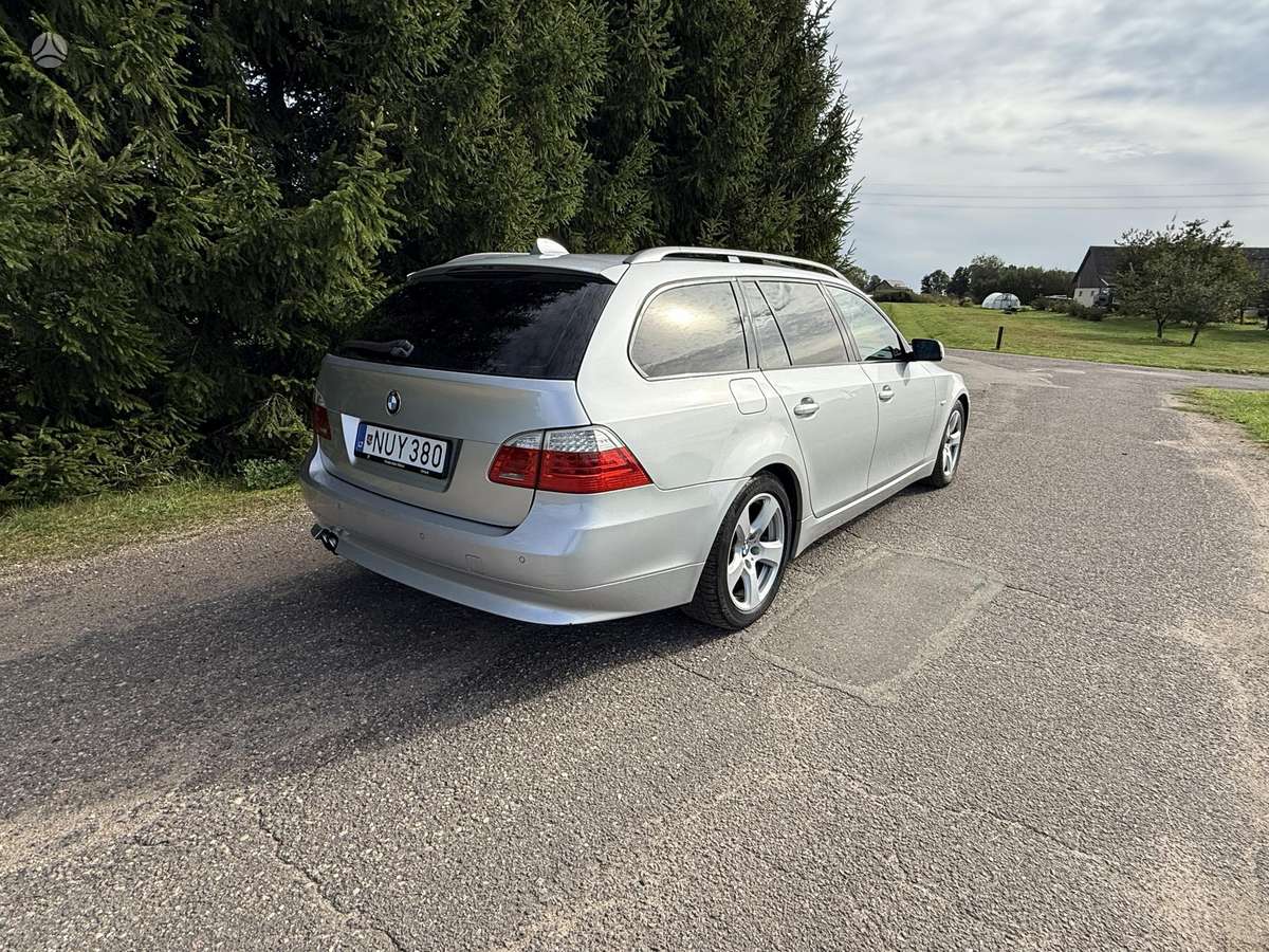 BMW 530, 3.0 l., wagon