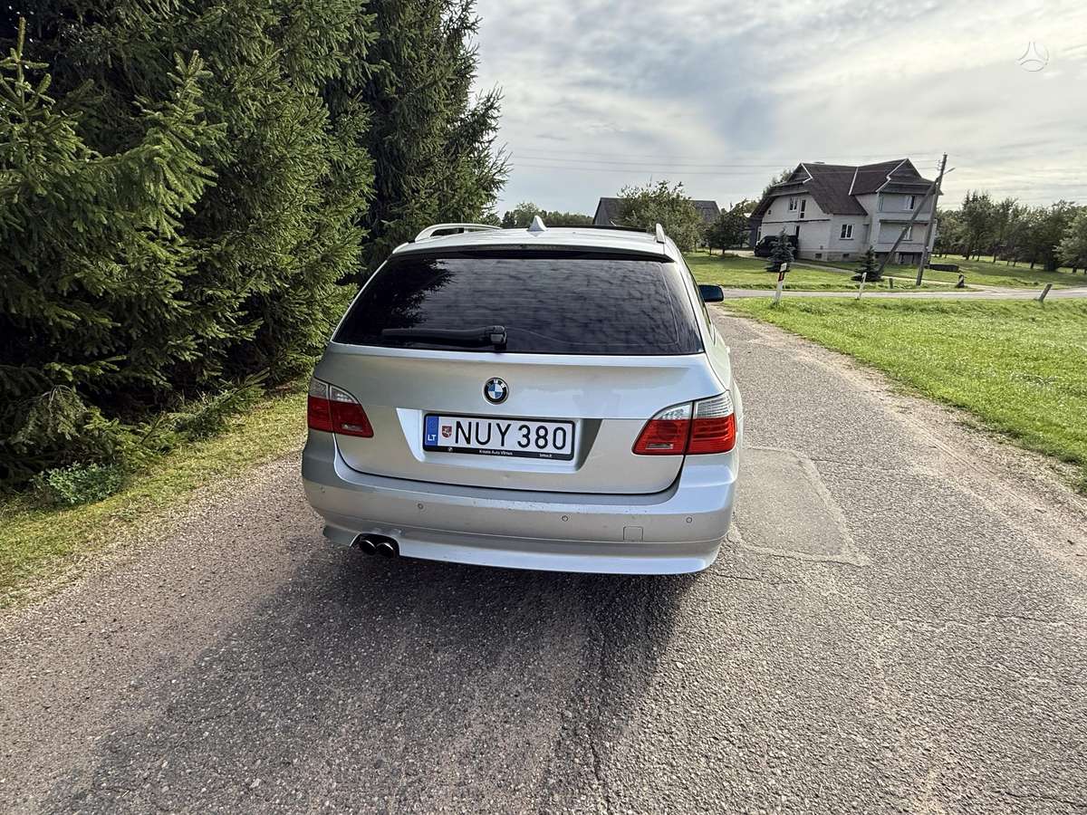 BMW 530, 3.0 l., wagon