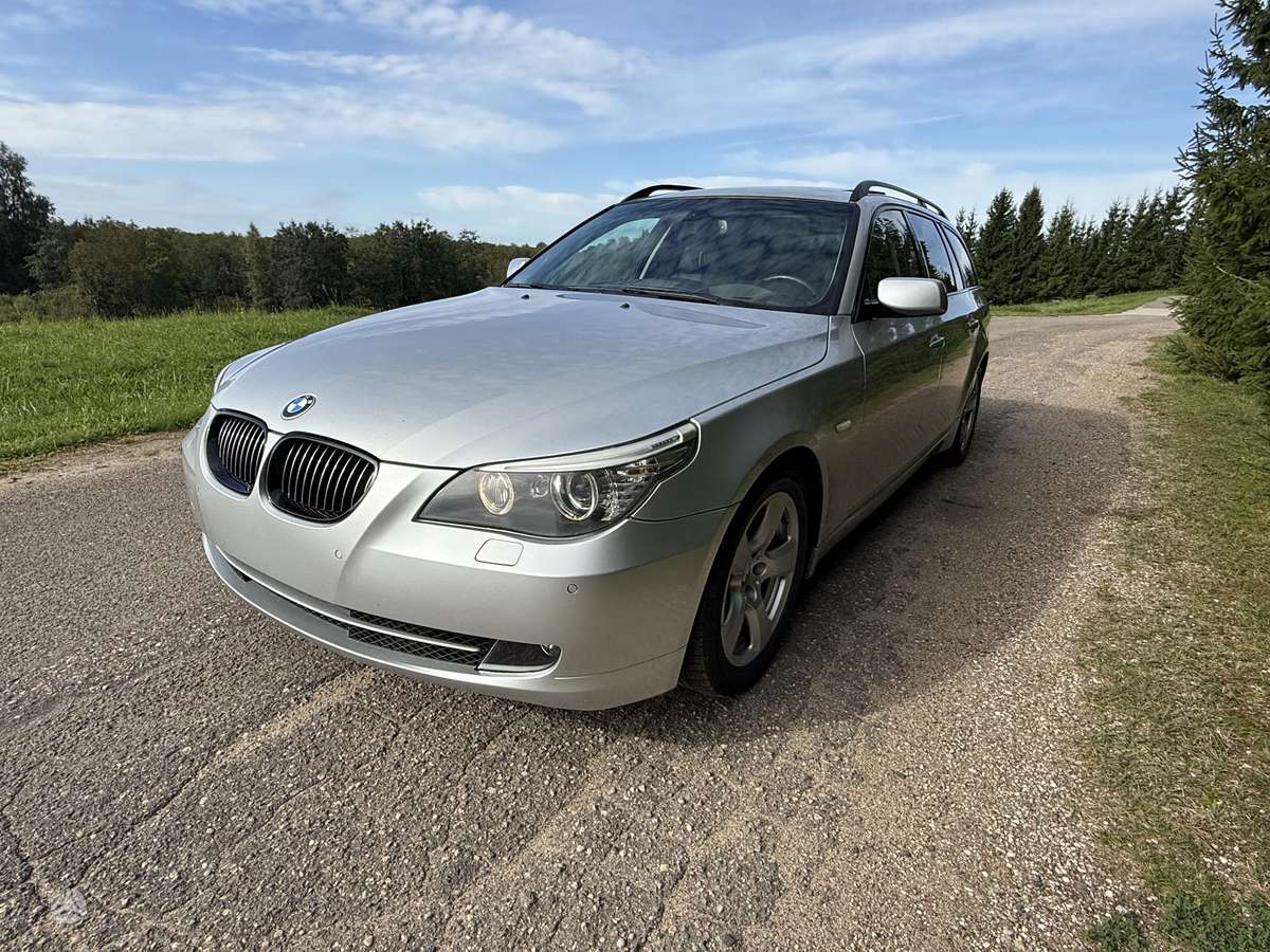 BMW 530, 3.0 l., wagon