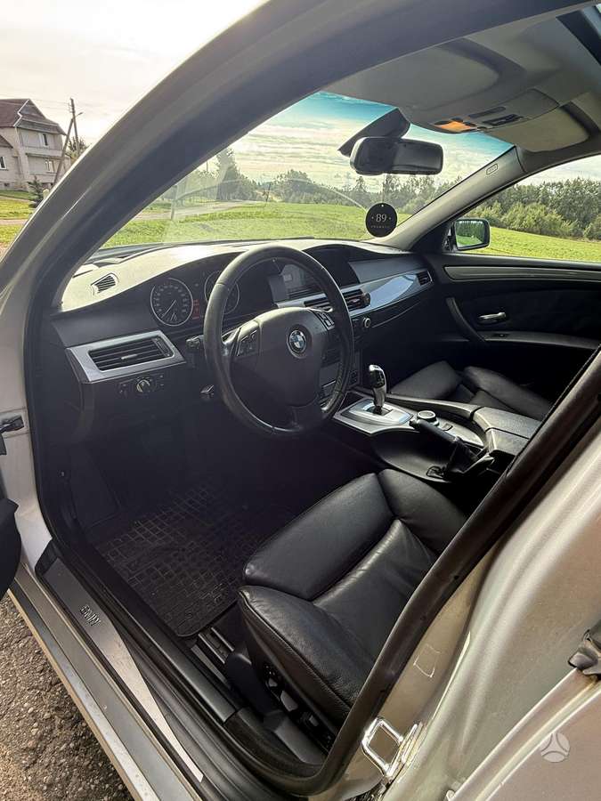 BMW 530, 3.0 l., wagon