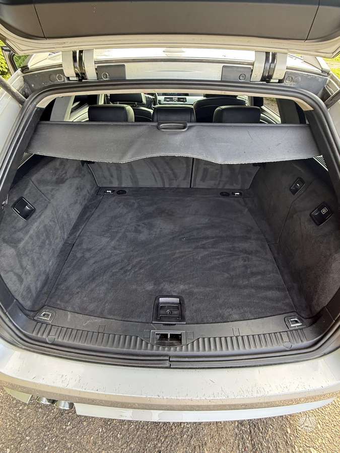 BMW 530, 3.0 l., wagon