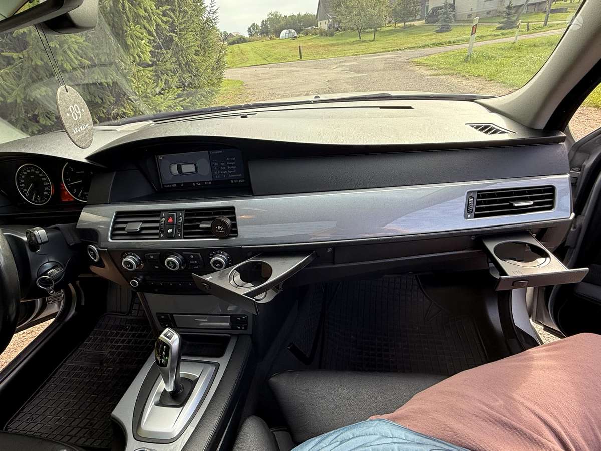BMW 530, 3.0 l., wagon