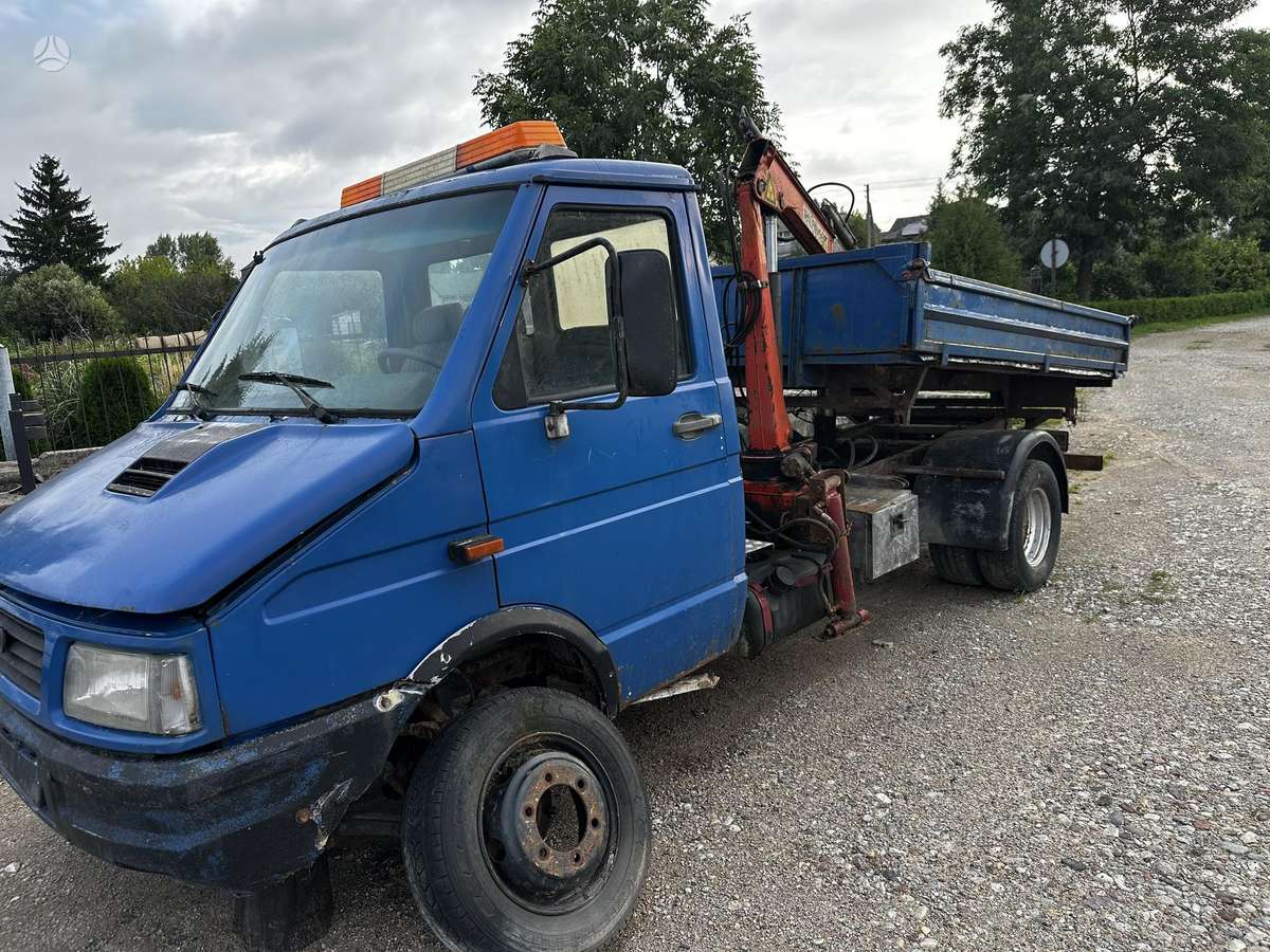 Iveco Daily, самосвалы с краном
