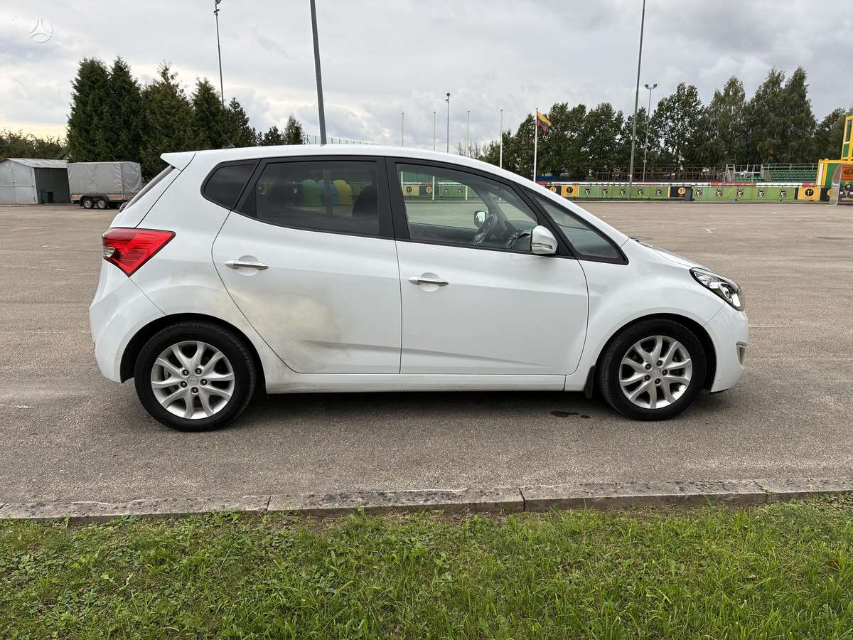 Hyundai ix20, 1.4 l., hatchback