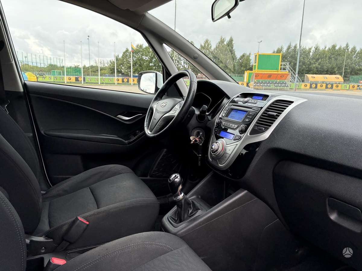 Hyundai ix20, 1.4 l., hatchback