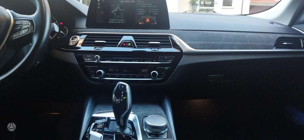 BMW 530, 3.0 l., Седан