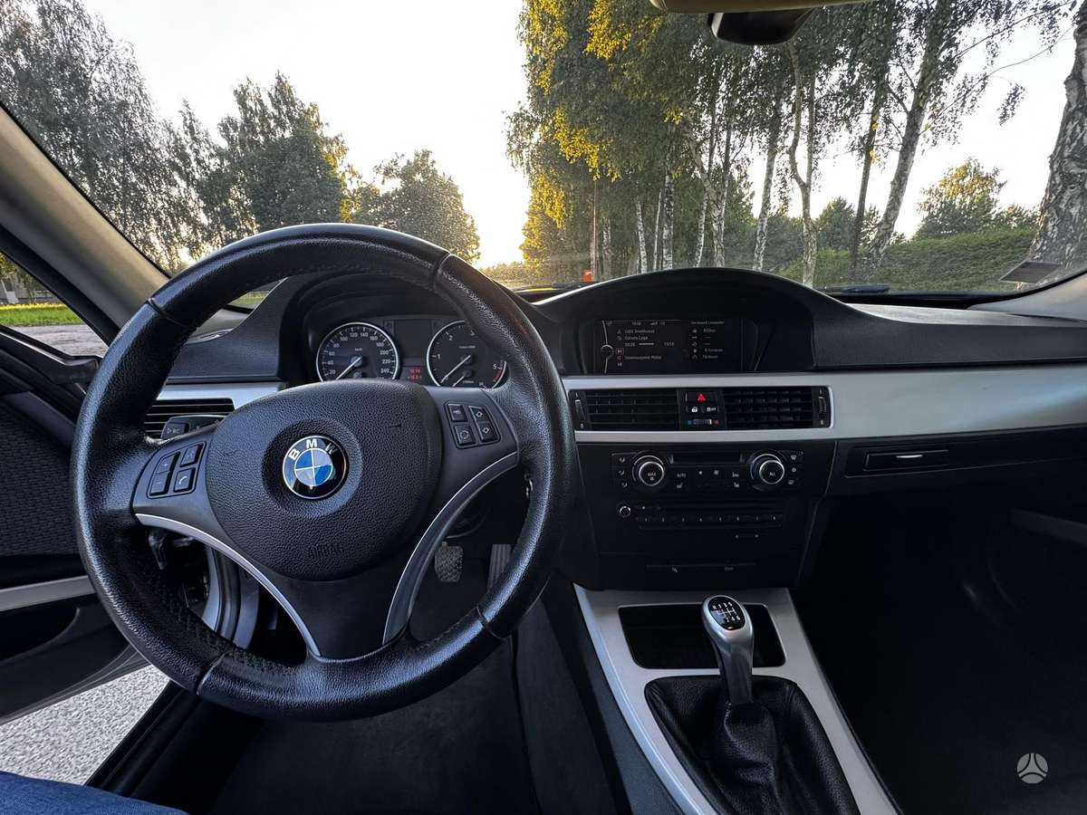 BMW 320, 2.0 l., Универсал