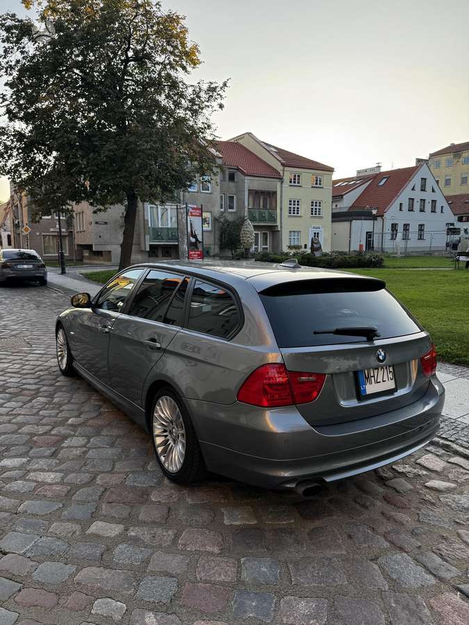 BMW 320, 2.0 l., wagon