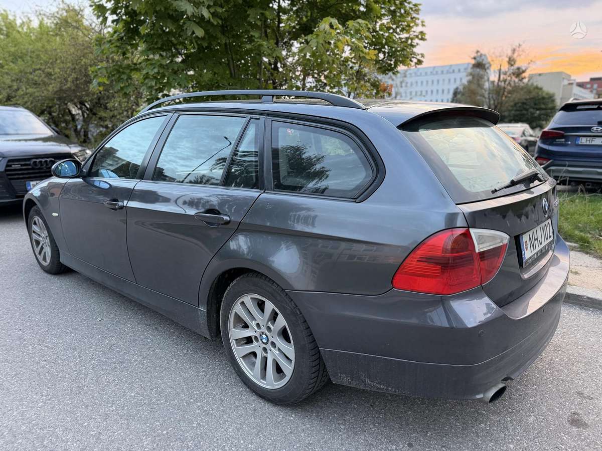 BMW 320, 2.0 l., wagon