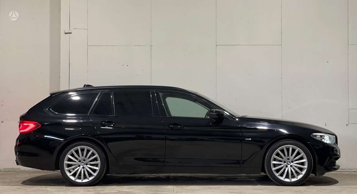 BMW 520, 2.0 l., wagon