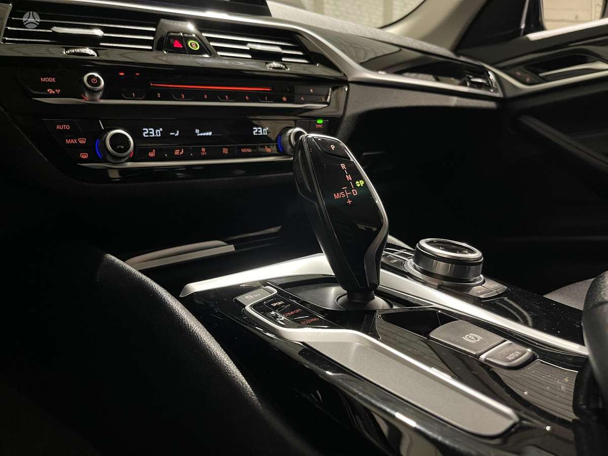 BMW 520, 2.0 l., Универсал