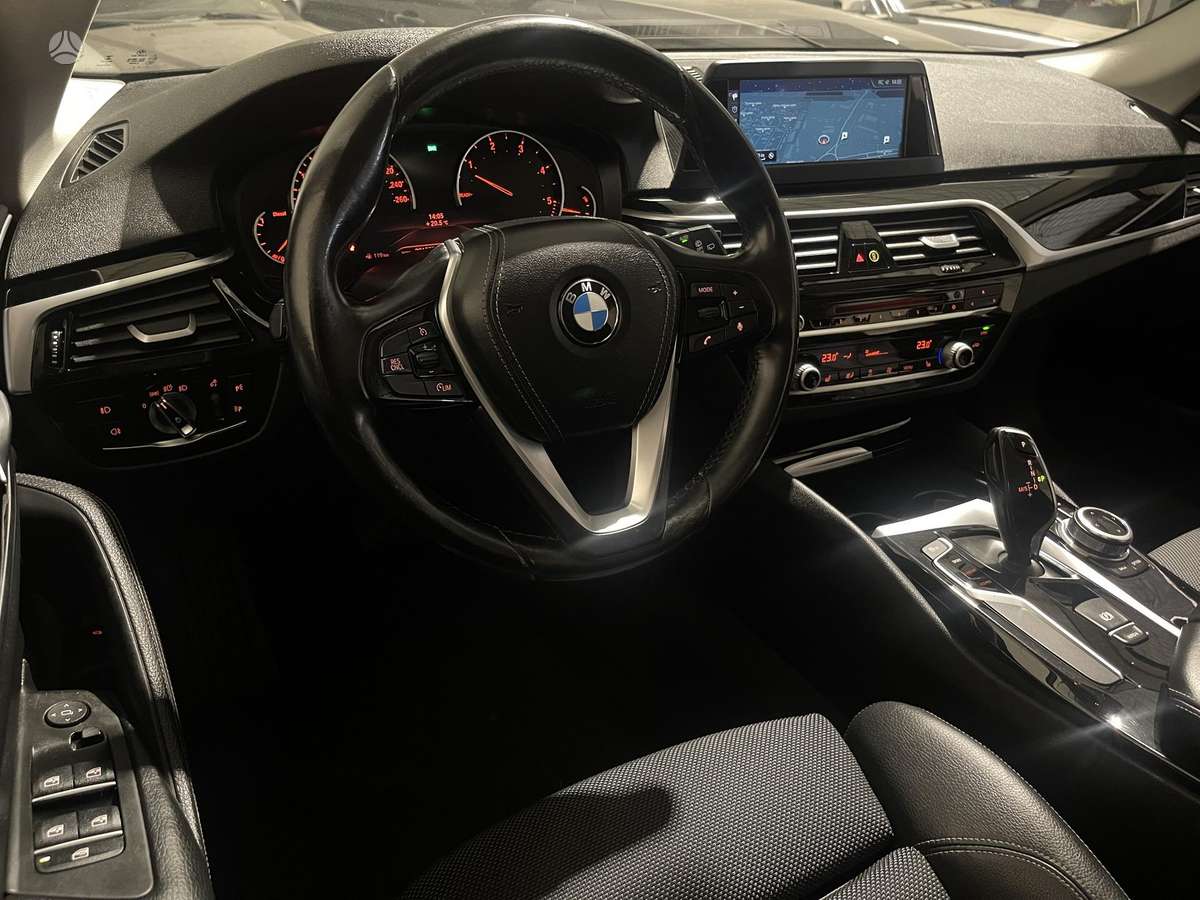 BMW 520, 2.0 l., Универсал