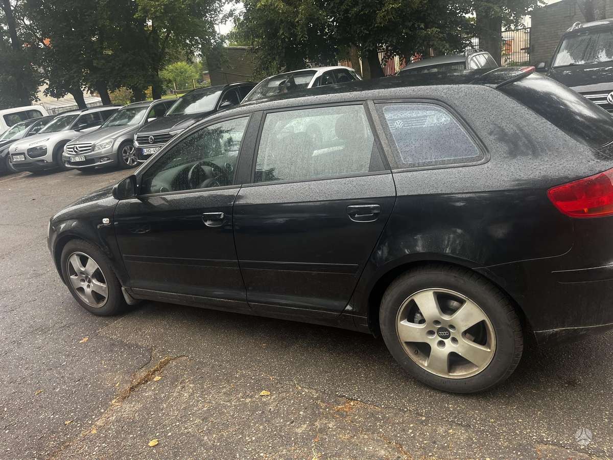 Audi A3, 1.6 l., Хэтчбек
