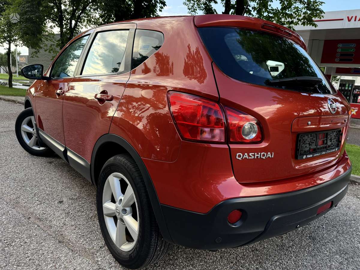 Nissan Qashqai - 2