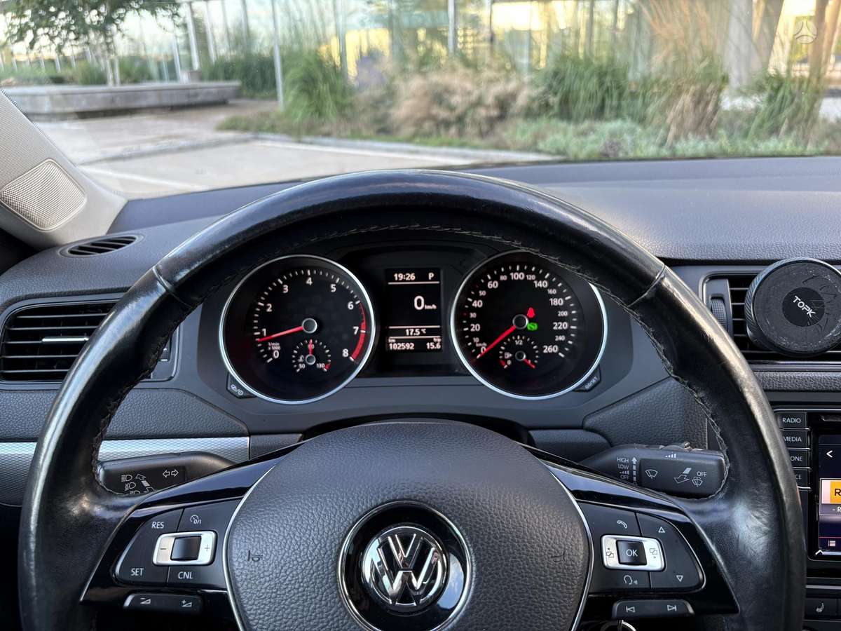 Volkswagen Jetta, 1.4 l., Седан