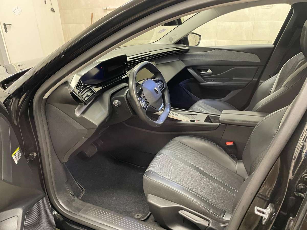 Peugeot 308, 1.2 l., Универсал